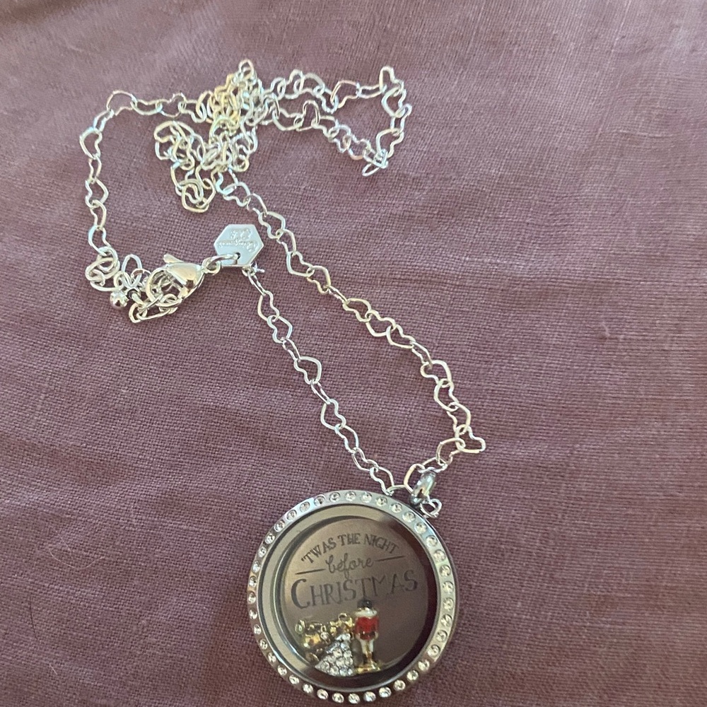 Origami owl locket